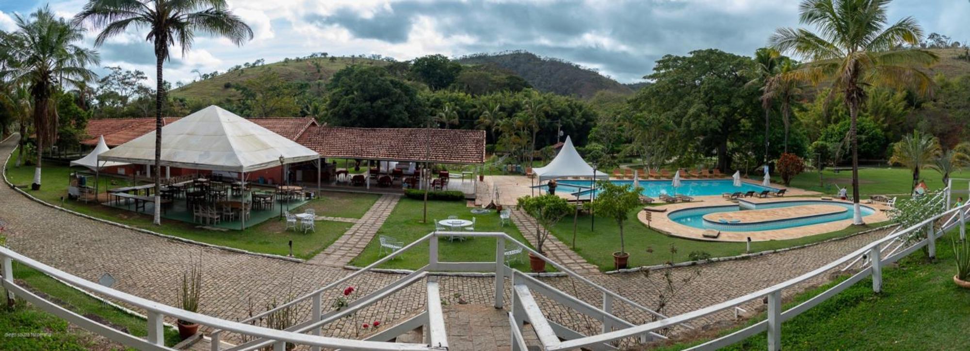 Hotel Fazenda Cachoeiras De Cavaru Vassouras Exteriör bild